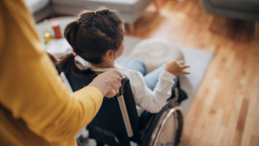 В одному з районів Харкова на реабілітацію дітей з інвалідністю заклали понад 1 млн грн