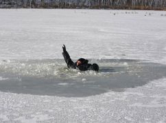 На Харьковщине рыбак провалился под лед и погиб