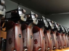 Рада може піти на розширення права громадян на короткоствольну зброю &ndash; нардеп Бакумов