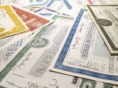 Чиновник Харківської ОВА вклався в боргові цінні папери: що відомо