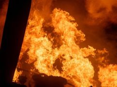 На Харьковщине спасли 78-летнюю женщину из горящего дома