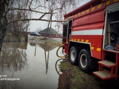 ДСНС заявила про численні підтоплення житлових будинків через негоду на Харківщині