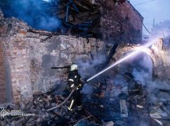 ДСНС ліквідувала пожежу в Харкові, що виникла через нічну атаку РФ