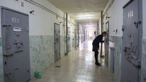 Харьковский авторитет "на нарах" руководил наркоторговлей из СИЗО: Детали дела