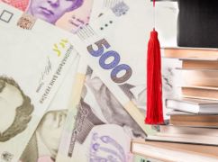 Студентки харьковского медуниверситета получат президентские стипендии: детали