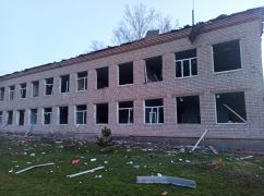 Росіяни скинули КАБ на школу біля Ізюма: кадри наслідків