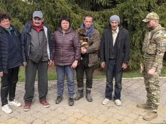 Із лінії фронту на Харківщині врятували пʼятьох цивільних і собаку