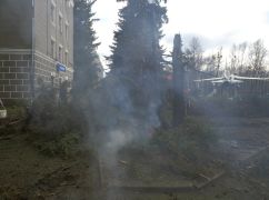 Загарбники обстріляли головний корпус аерокосмічного університету "ХАІ" в Харкові: кадри з місця