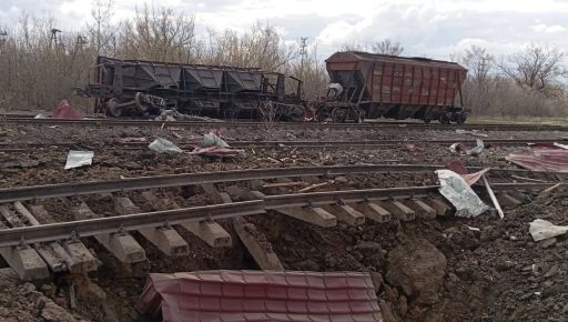 Россияне противокорабельной ракетой ударили по вокзалу в Харьковской области