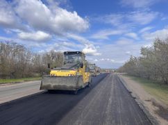 В Харьковской области за неделю отремонтировали более 116 тыс. кв. м дорог: детали
