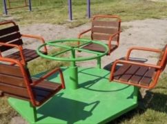 На Харківщині чоловік зарізав товариша по чарці на дитячому майданчику