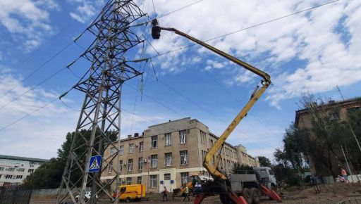 Энергетики возобновили работу подстанции, питающей медучреждения и критическую инфраструктуру Харькова