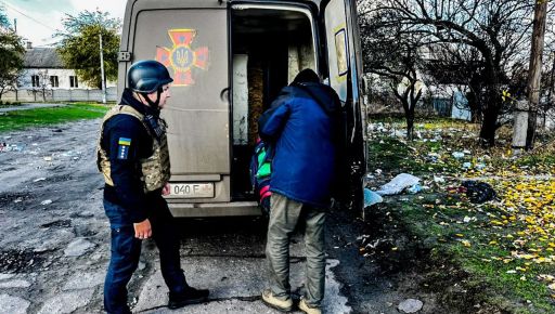 На Харьковщине с эвакуацией гражданского населения помогают спасатели из других областей