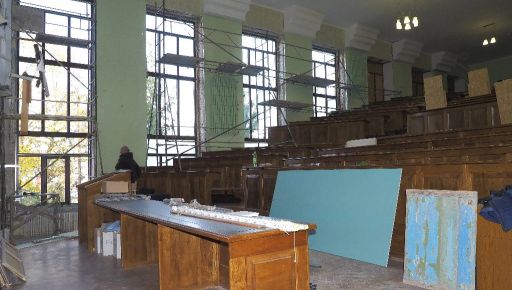 Харьковский вуз показал, как восстанавливает аудитории после российских атак
