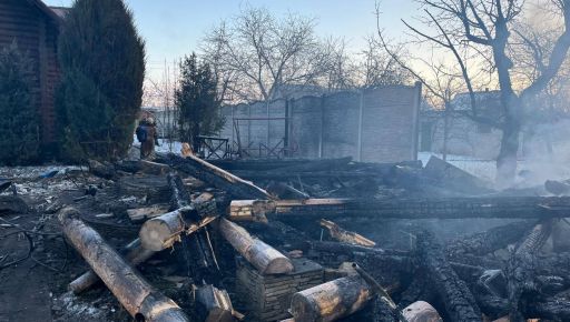 Під Харковом окупанти дронами потрощили приватні будинки: світлини з місця