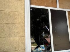В центре Золочева вражеский дрон попал в Дом культуры и госучреждения
