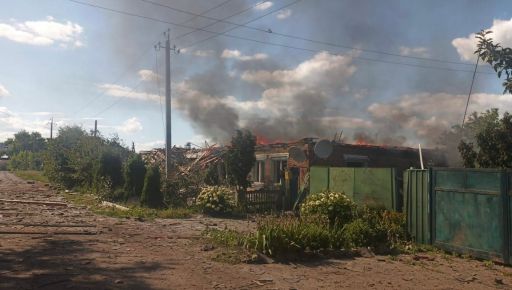 Росія скинула 10 КАБів на село в Куп&rsquo;янському районі: пошкоджені школа, клуб і десятки будинків