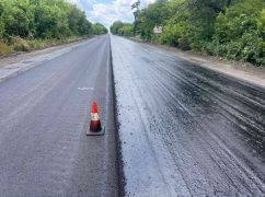 На трасі біля Мерефи терміново відновлюють покриття