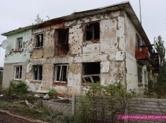 Разрушенная школа и полностью разбиты дома: Впечатляющие кадры из деоккупированного села на Харьковщине