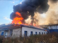 Россияне ударили по АЗС в Купянском районе: второе попадание &ndash; в гараж