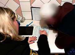 У Харкові юнак погрожував матері кулаками: втрутилася поліція
