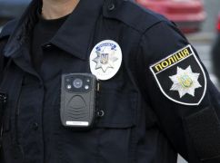 В Харькове 19-летняя девушка напала на патрульную полицию