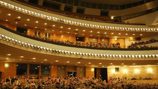 Зеленський нагородив театралів Харкова: хто отримав почесні звання