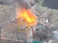 Золочівську громаду на Харківщині тричі атакували російські дрони: фото руйнувань