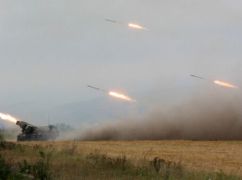 Оккупанты ударили из артиллерии по Золочеву: Спасатели рассказали о последствиях