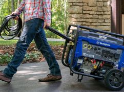 В Харькове переплатили более 450 тыс. грн за генераторы: чиновнику объявили подозрение
