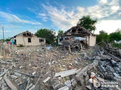 Харківська поліція показала фото розтрощених будинків, де загинули мирні мешканці Куп'янщини