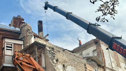 У центрі Харкова стартувала відбудова п’ятиповерхівки після російського обстрілу