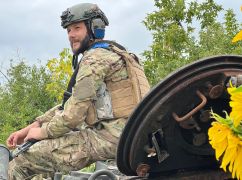Харьковские военные показали, как хорошо взлетают в воздух куски российского танка