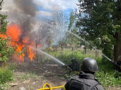 У Дергачах після удару КАБом сталася пожежа