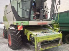 Поліція показала наслідки російських обстрілів Харківщини: пошкоджені будинки, АЗС та "швидка"