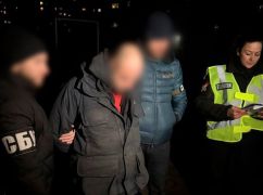 У Харкові затримали чоловіка, який пропонував перетнути кордон ухилянтам за $14 тисяч