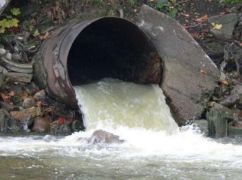 На Харківщині КП три роки зливало відходи у водойму: судитимуть директора