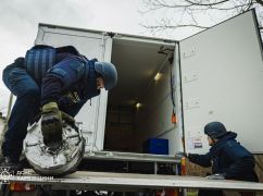 У Харкові водолази ДСНС підняли з водойми залишки російської ракети