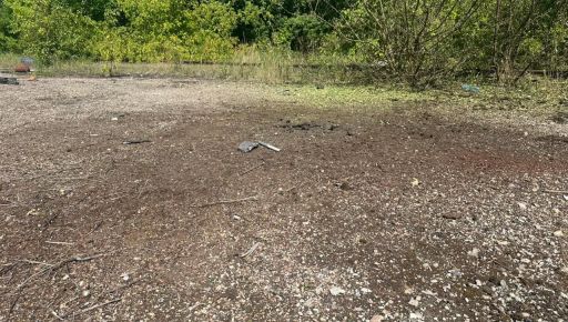Ворог атакував околиці Золочева на Харківщині: світлини з місця