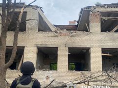 В Харьковской области оккупанты за сутки повредили вуз, несколько школ и базу отдыха