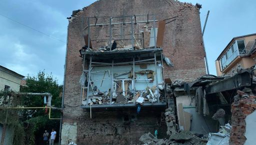 Прилетело в центр Харькова: Терехов показал разрушения после утреннего рашистского обстрела