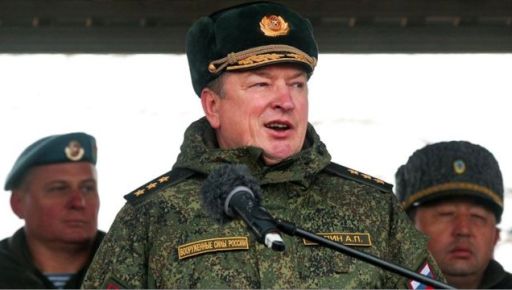 Почему нельзя ругать путинского генерал-полковника Лапина