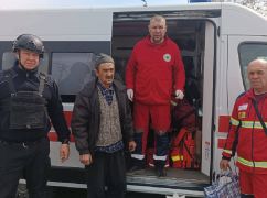 На Харьковщине из прифронтовой деревни эвакуировали мужчину, получившего травмы на пожаре
