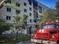 Из-за российских обстрелов горели дома в Купянске и Изюме