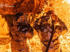 У Чугуєві загасили масштабну пожежу після дронової атаки: полум'я вирувало 13 годин