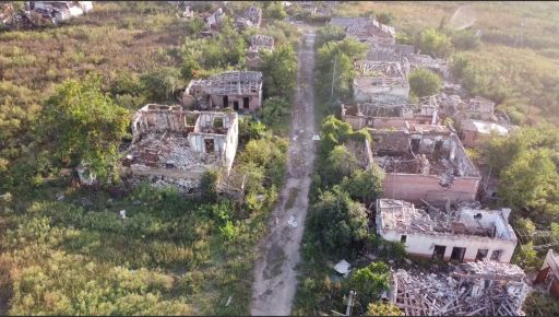Пережило немецкую оккупацию, но не российских "асвобадителей": Ужасное видео из села на Харьковщине