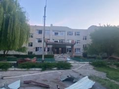 Поліція оприлюднила фото з місць влучань російських дронів на Харківщині