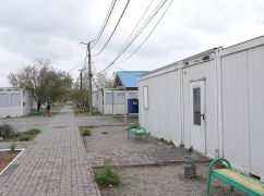 У Харкові демонтують аварійне  модульне містечко