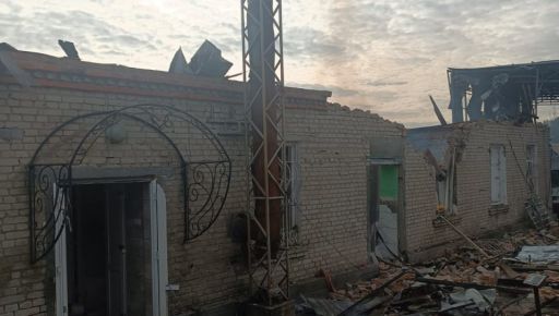 В Изюме РФ атаковала два предприятия, пострадало пять человек