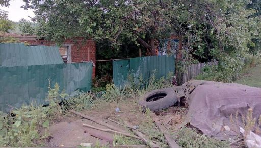 Росіяни потрощили будинки та автомобіль в Золочівській громаді Харківщини